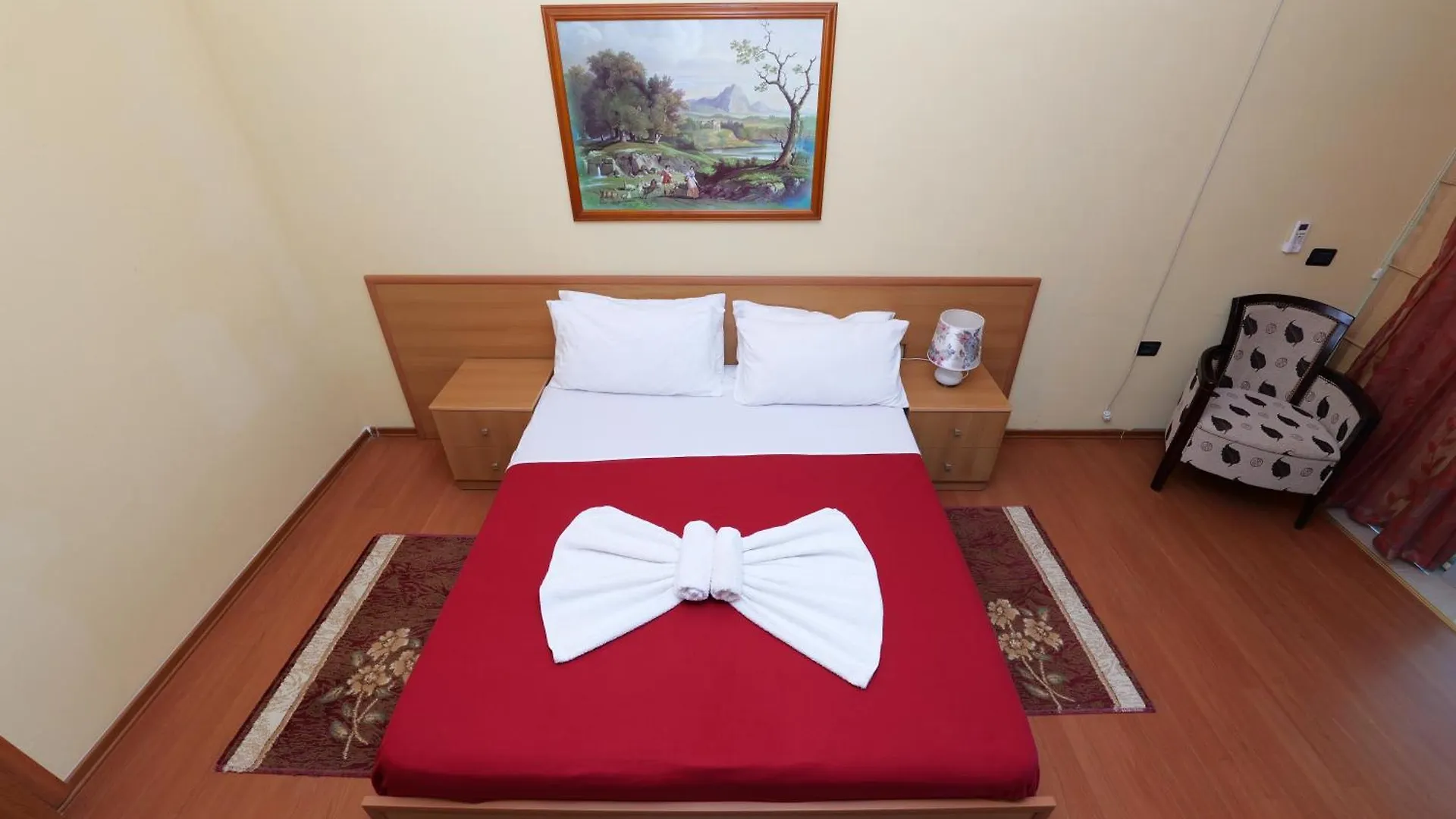 Vila Viktoria Golem 3*, Golem (Tirana) Albânia