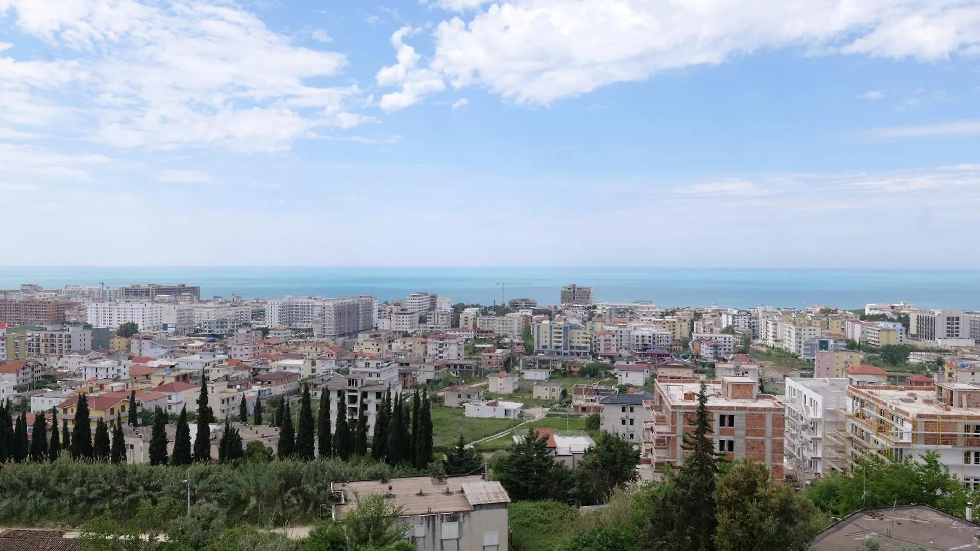 Vila Viktoria Golem 3*, Golem (Tirana) Albânia