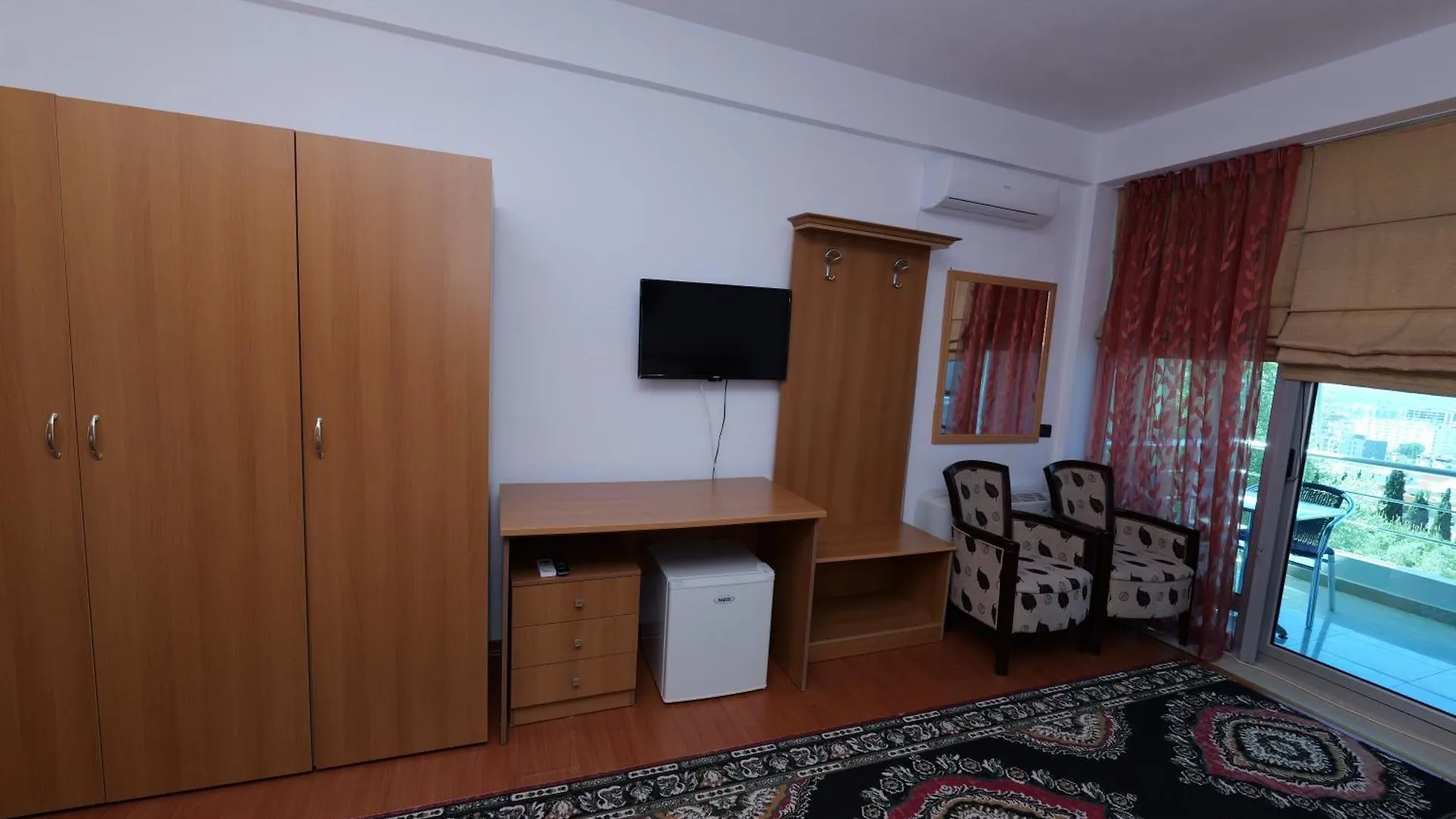 Vila Viktoria Golem Albânia