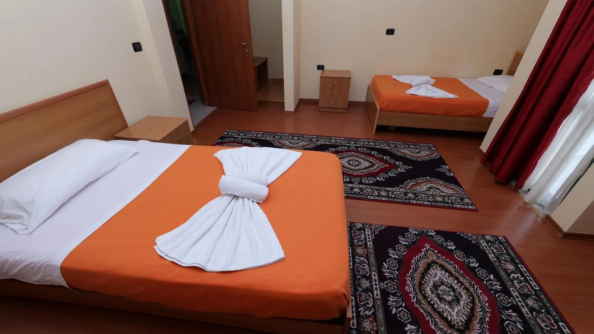 Vila Viktoria Golem Golem (Tirana)