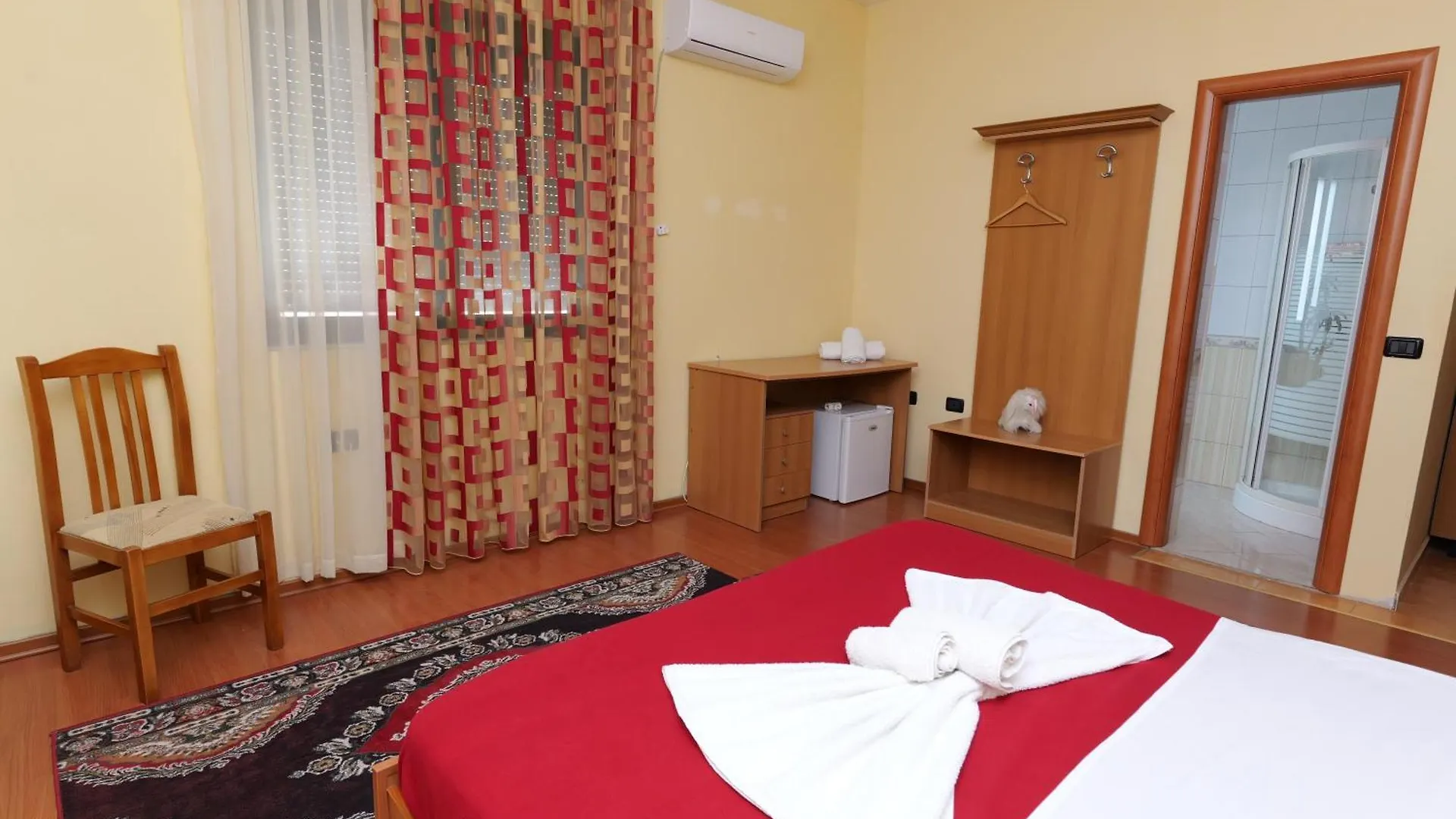 Hotel Vila Viktoria Golem