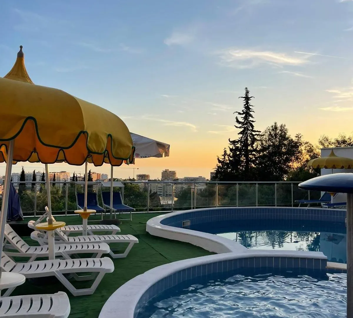 Hotel Vila Viktoria Golem