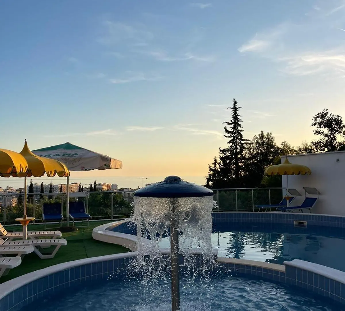 Vila Viktoria Golem 3*, Golem (Tirana) Albânia